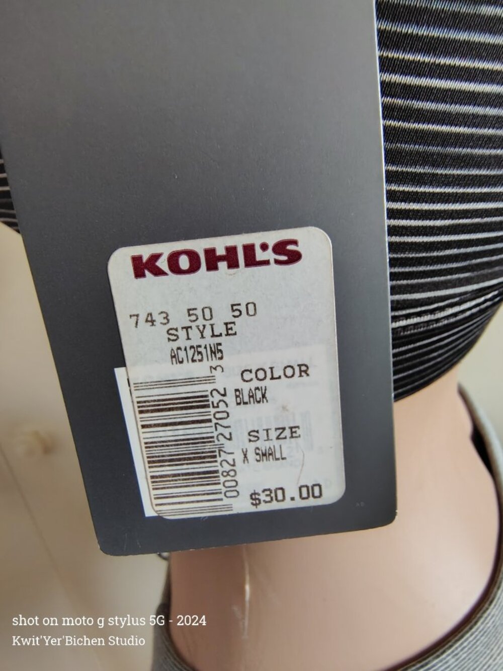 Danskin Leggings SM & Tech Gear top XSM - Picture 3 of 7